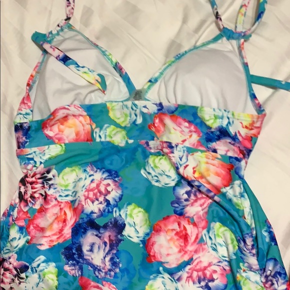 Maternity swimming top - Picture 2 of 2